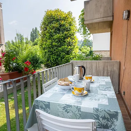 Django's 아파트 베르가모