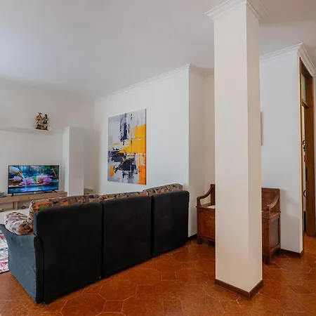 아파트 Django's *